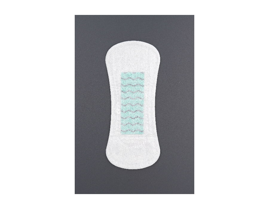 365231 FRISS Sanitary Pad Премиальные ежедневные гигиенические прокладки для женщин (Чип 4 в 1 с турмалином и наносеребром), 30шт/уп, 155мм,1 капля